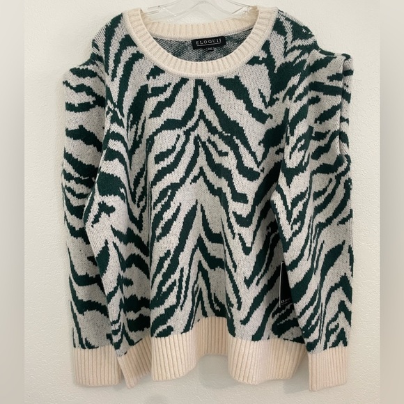NWT Eloquii Green & Cream PLUS 22 Zebra Statement Shoulder  Crew Neck Sweater - Picture 2 of 8